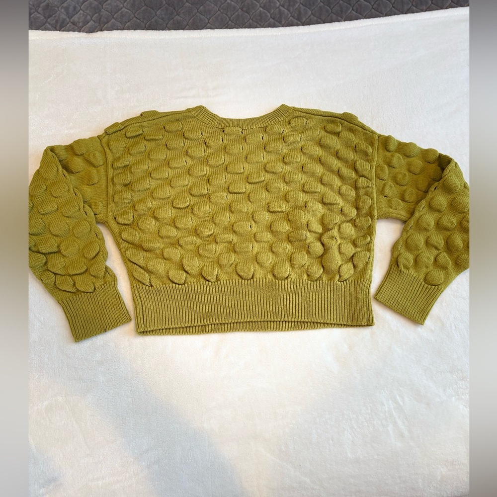 NWT - Hera Collection Checkerboard Cropped Sweater - Size Medium. - Picture 10 of 13
